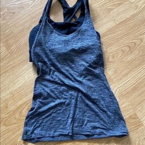 Lululemon tank top 2 in 1